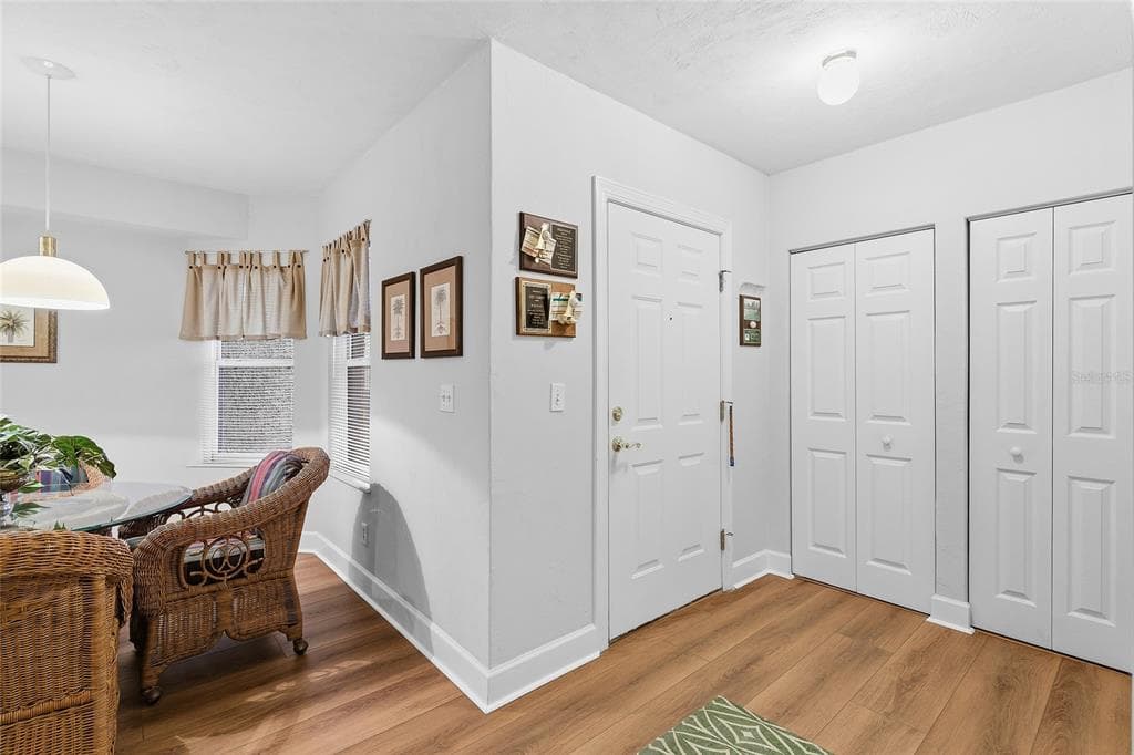 426 BOUCHELLE DRIVE 301 photo 8