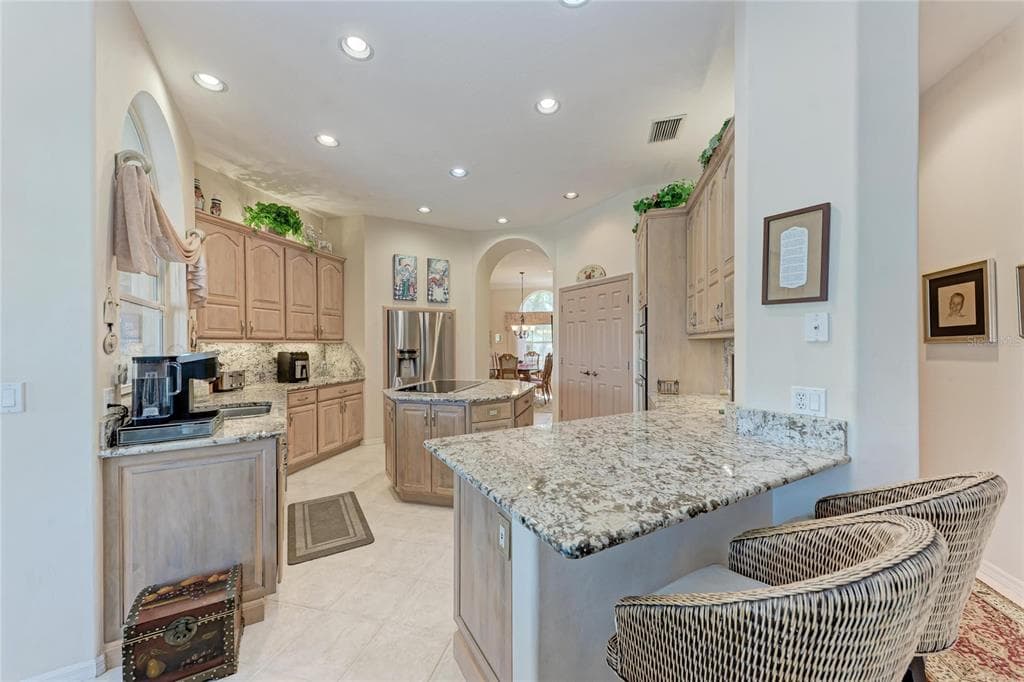 8383 CYPRESS HOLLOW DRIVE photo 16