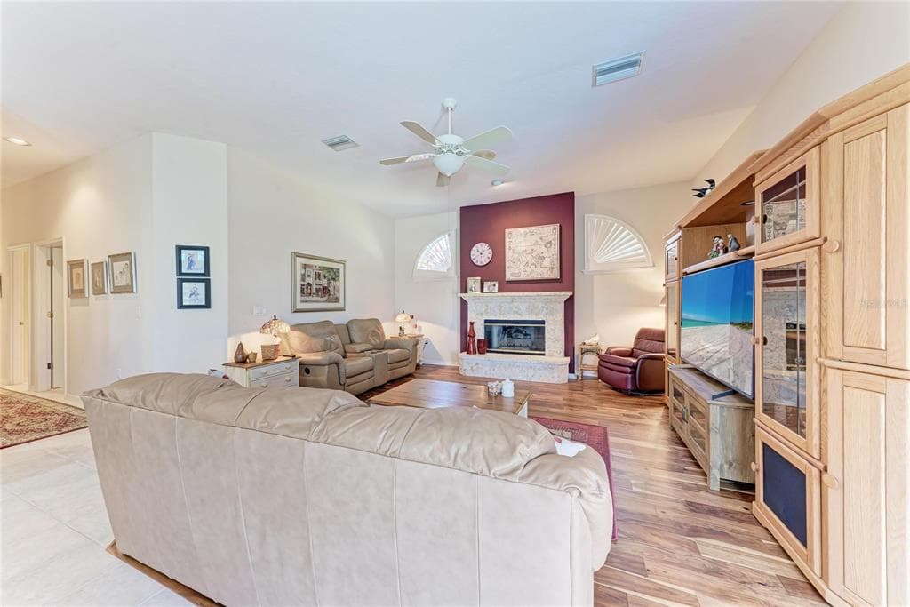 8383 CYPRESS HOLLOW DRIVE photo 10