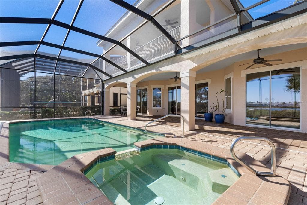 11 S RIVERWALK DRIVE photo 18