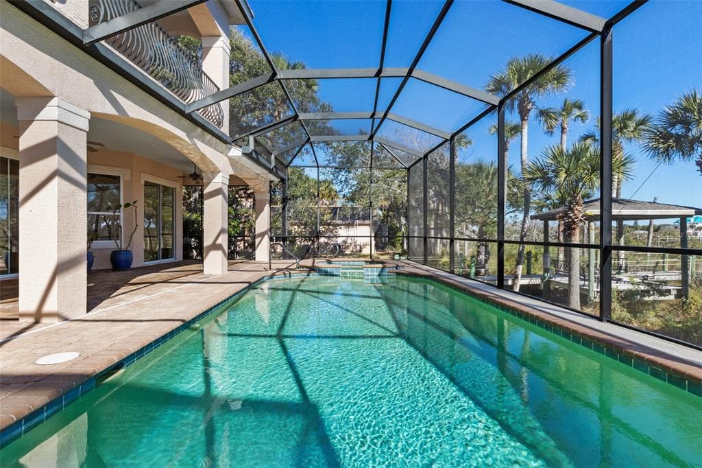 11 S RIVERWALK DRIVE photo 15