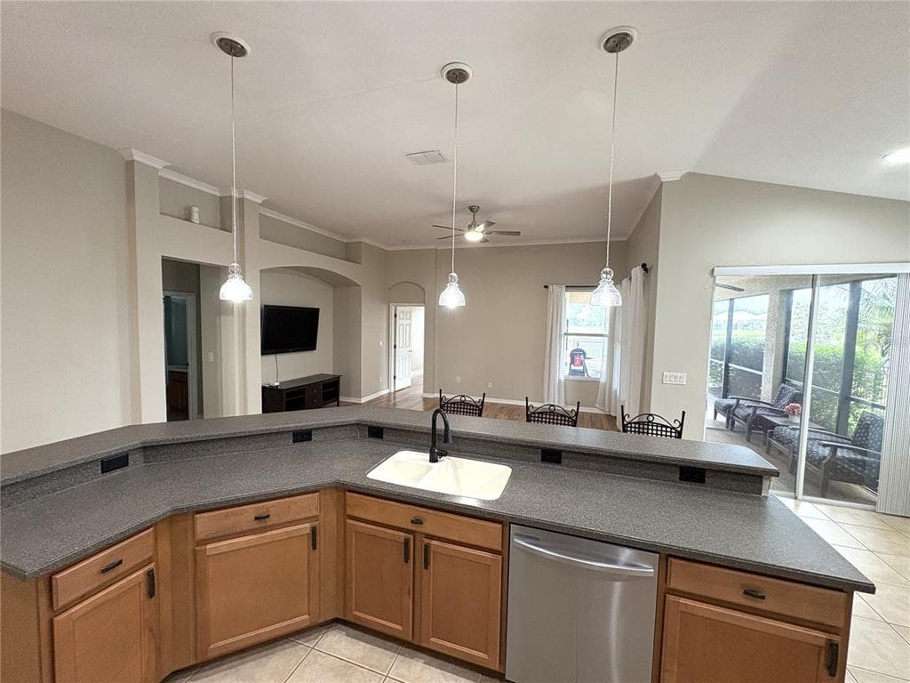 12426 23RD STREET E photo 12