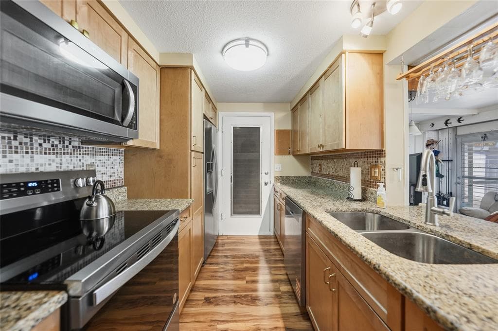 18366 BURKHOLDER CIRCLE photo 9