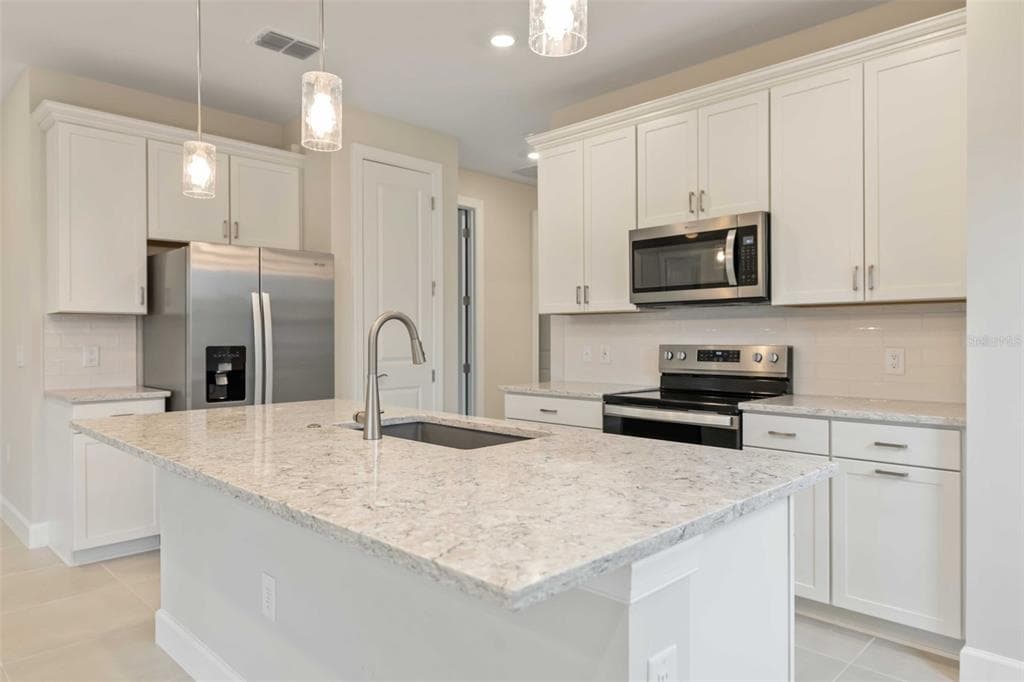 5811 SILVERSIDE PINE COURT photo 11
