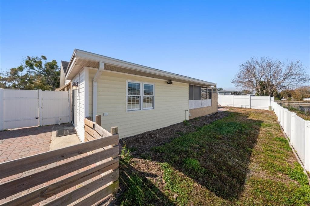 4025 SAIL DRIVE photo 22