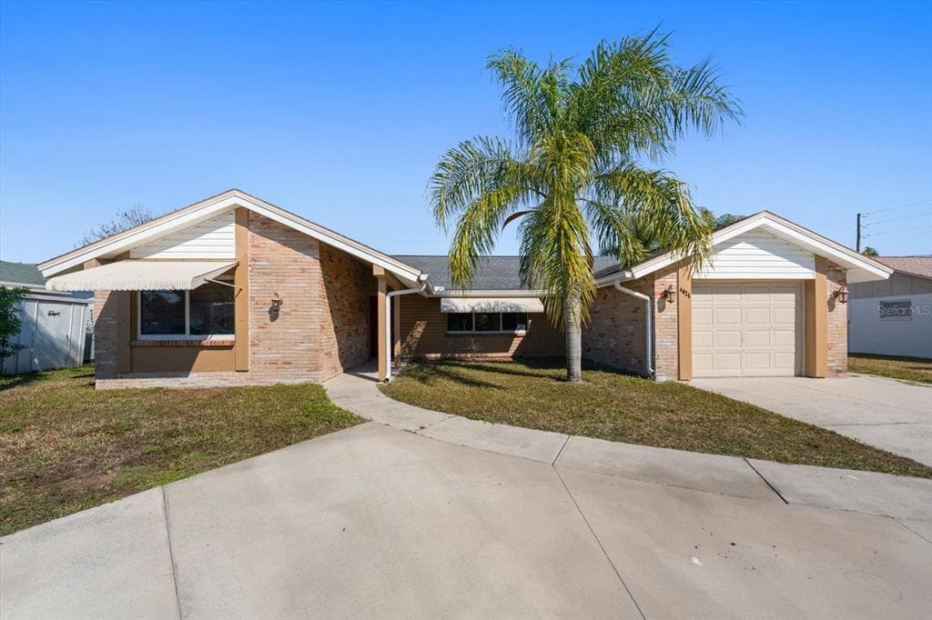 4025 SAIL DRIVE photo 1