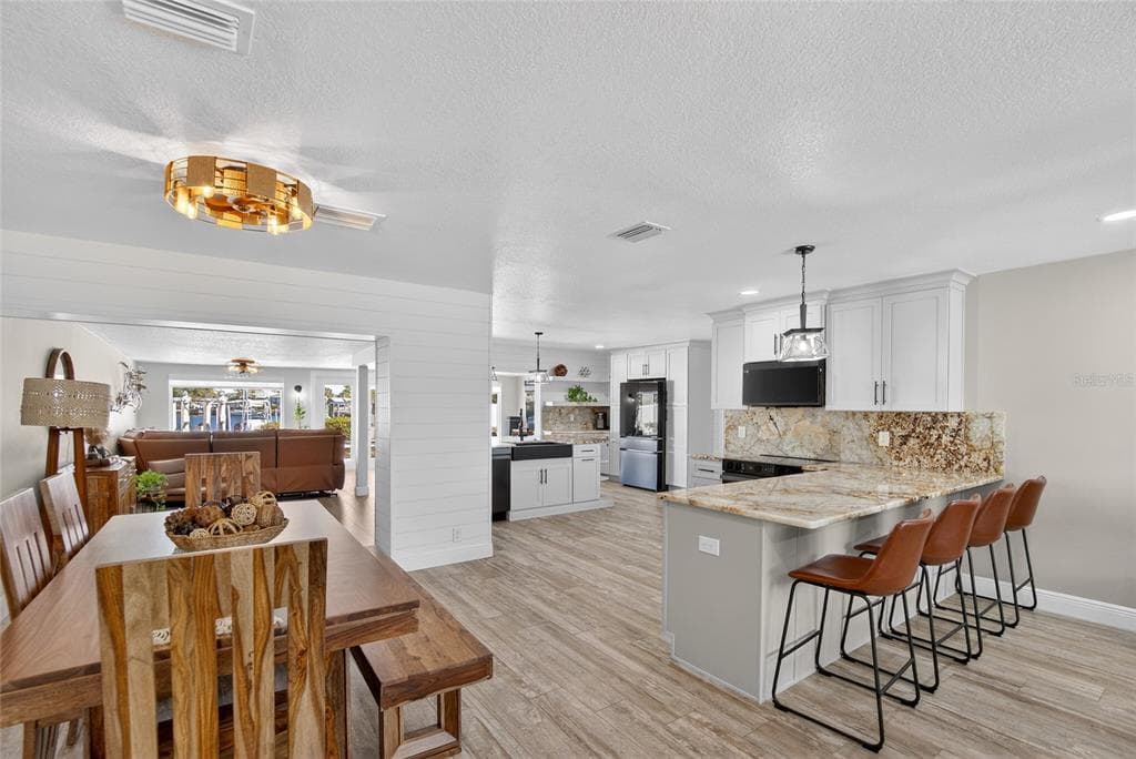 6404 LAKE SUNRISE DRIVE photo 10