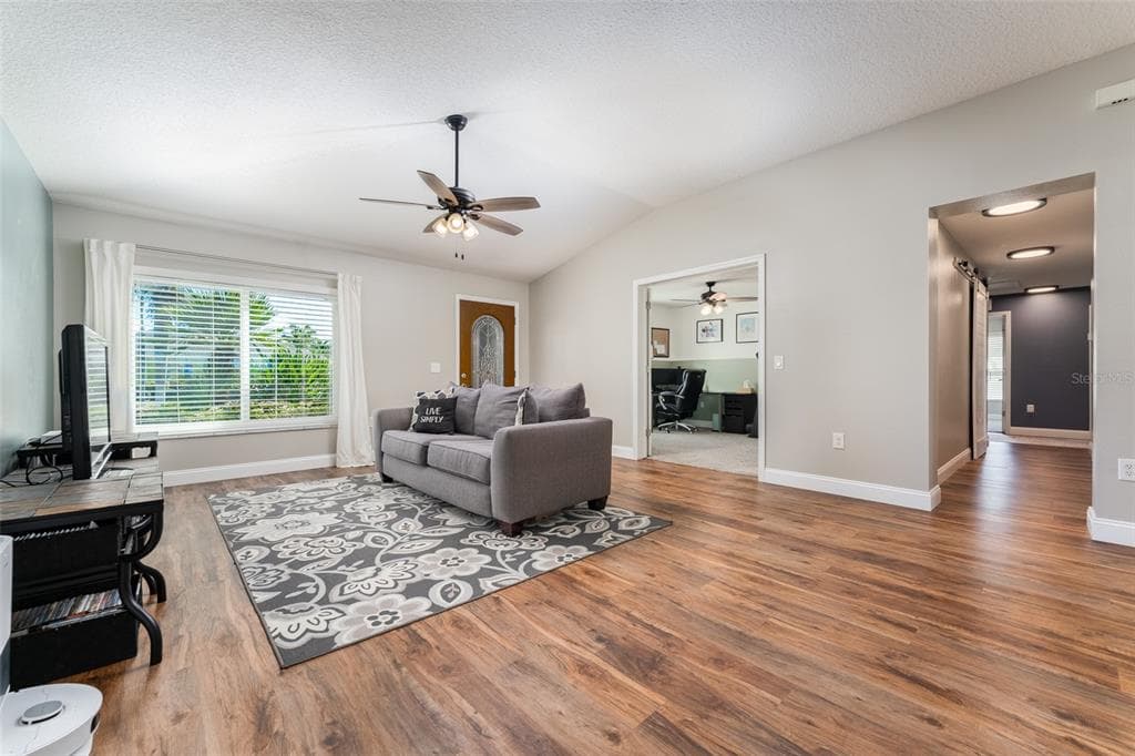 5431 SANDY SHELL DRIVE photo 16