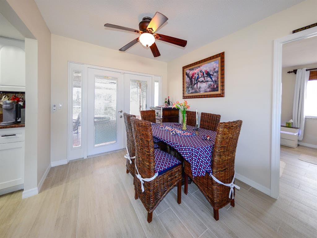 190 CASA LANE photo 9
