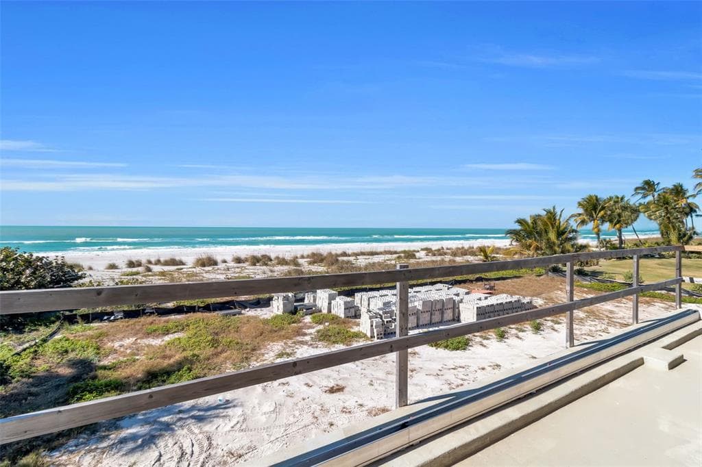 5965 GULF OF MEXICO DRIVE photo 17