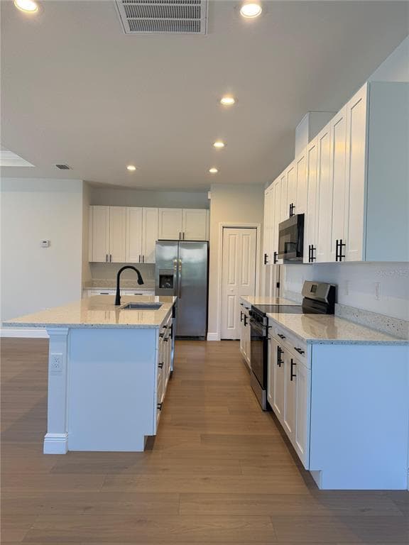 131 KINGS DRIVE photo 13