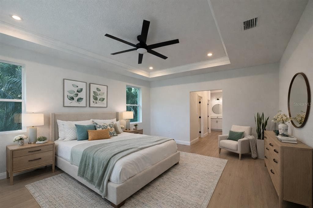 131 KINGS DRIVE photo 3