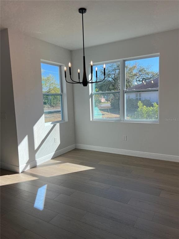 131 KINGS DRIVE photo 11