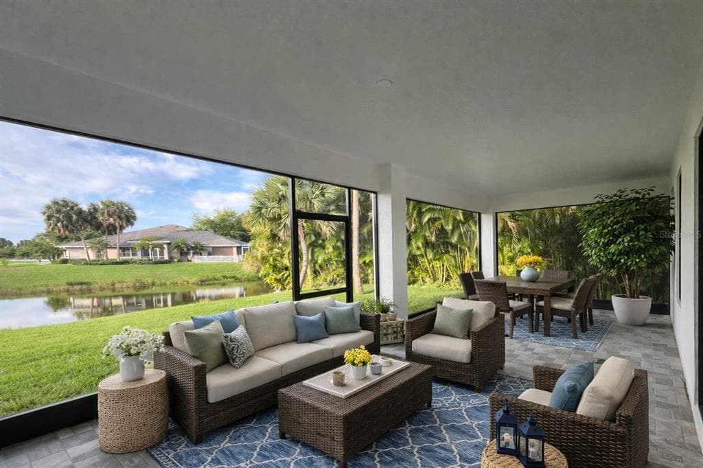 131 KINGS DRIVE photo 4