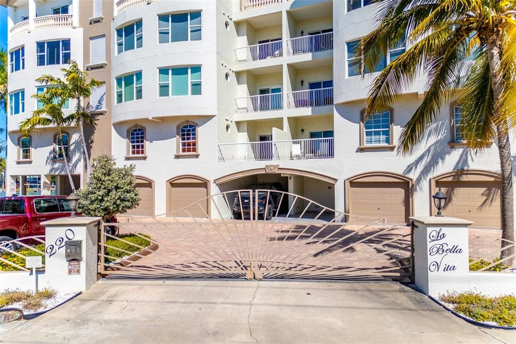 220 108TH AVENUE #304 5