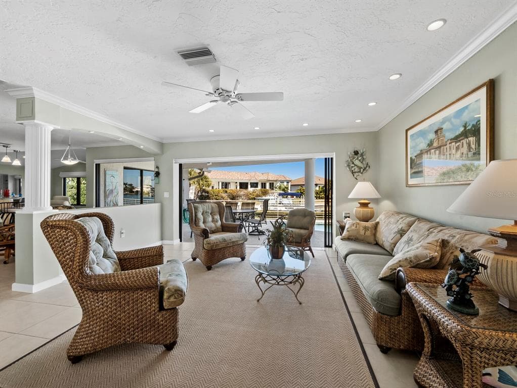 5970 EMERALD HARBOR DRIVE photo 7