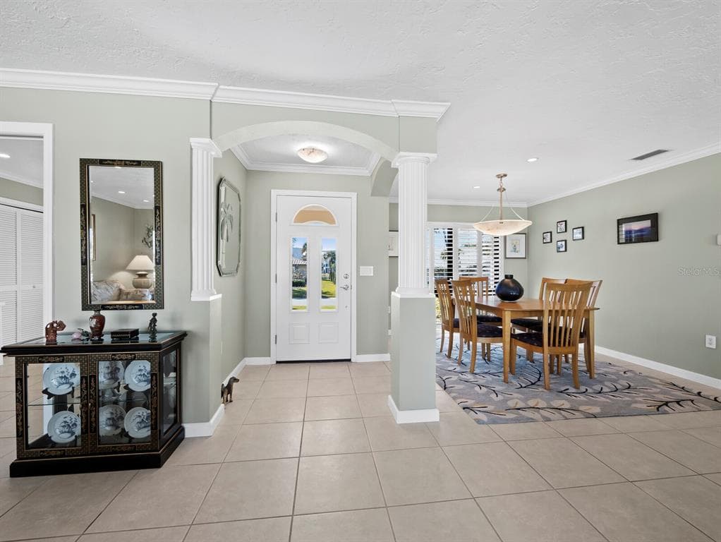 5970 EMERALD HARBOR DRIVE photo 4