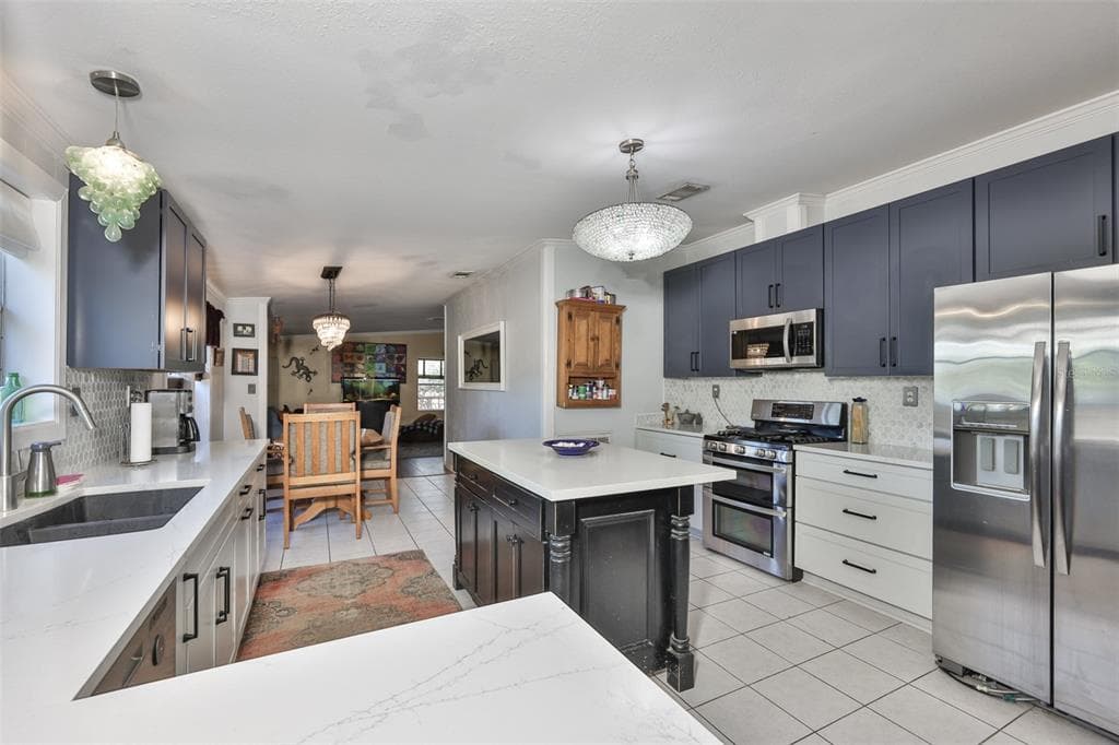 20112 HOBBS ROAD photo 17