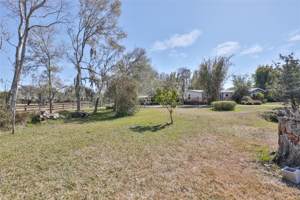 20112 HOBBS ROAD photo 3