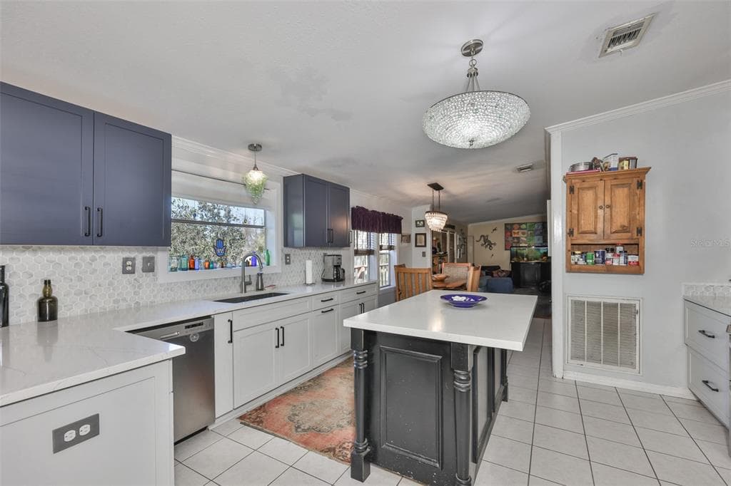 20112 HOBBS ROAD photo 18