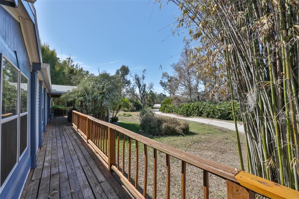 20112 HOBBS ROAD photo 8
