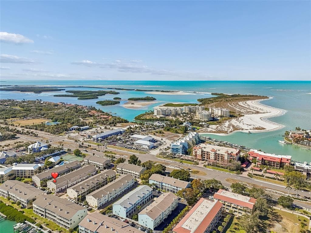1117 PINELLAS BAYWAY S 301 photo 2