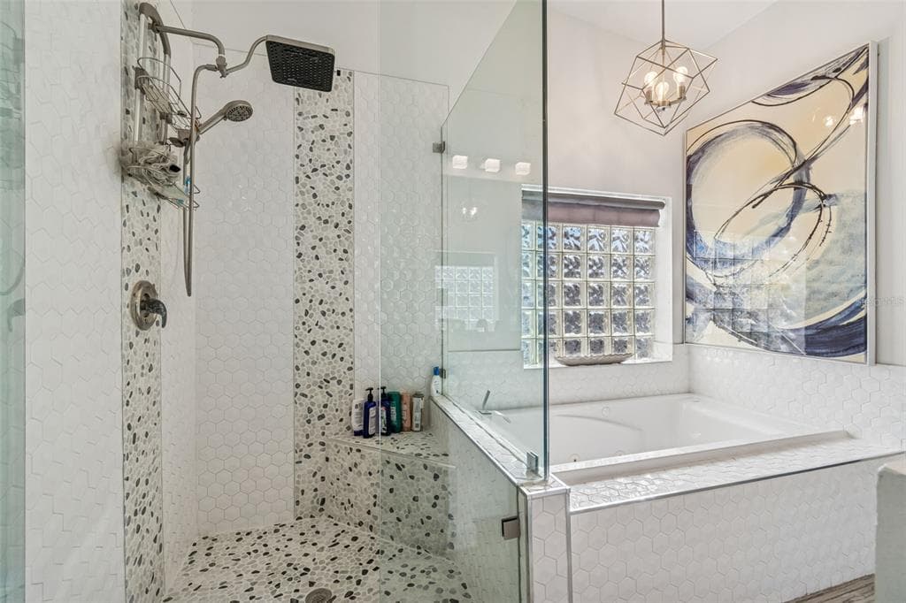 1117 PINELLAS BAYWAY S 301 photo 5
