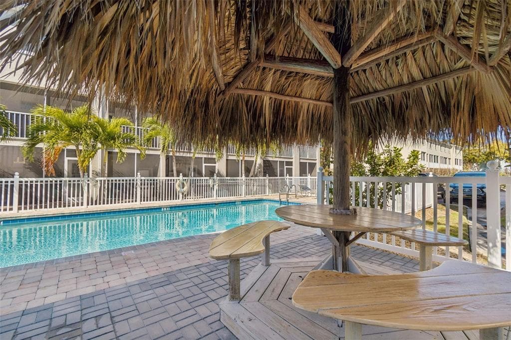 1117 PINELLAS BAYWAY S 301 photo 8