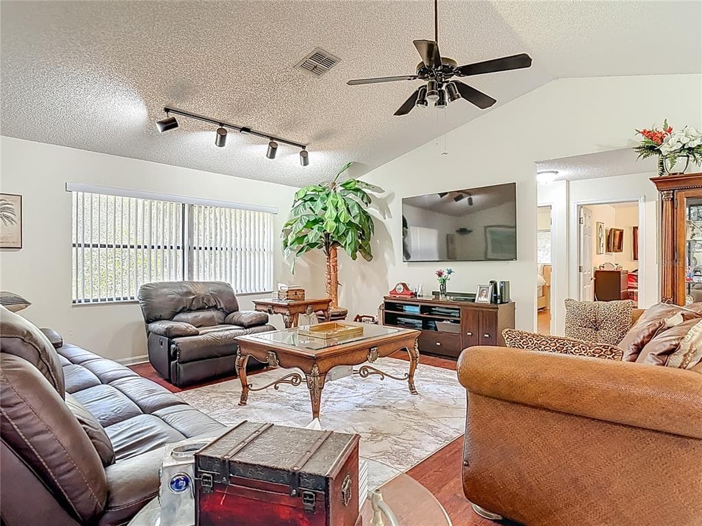 1415 STONE TRAIL photo 13