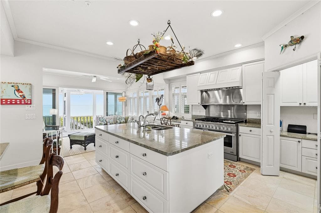 16 GROUPER HOLE DRIVE photo 23