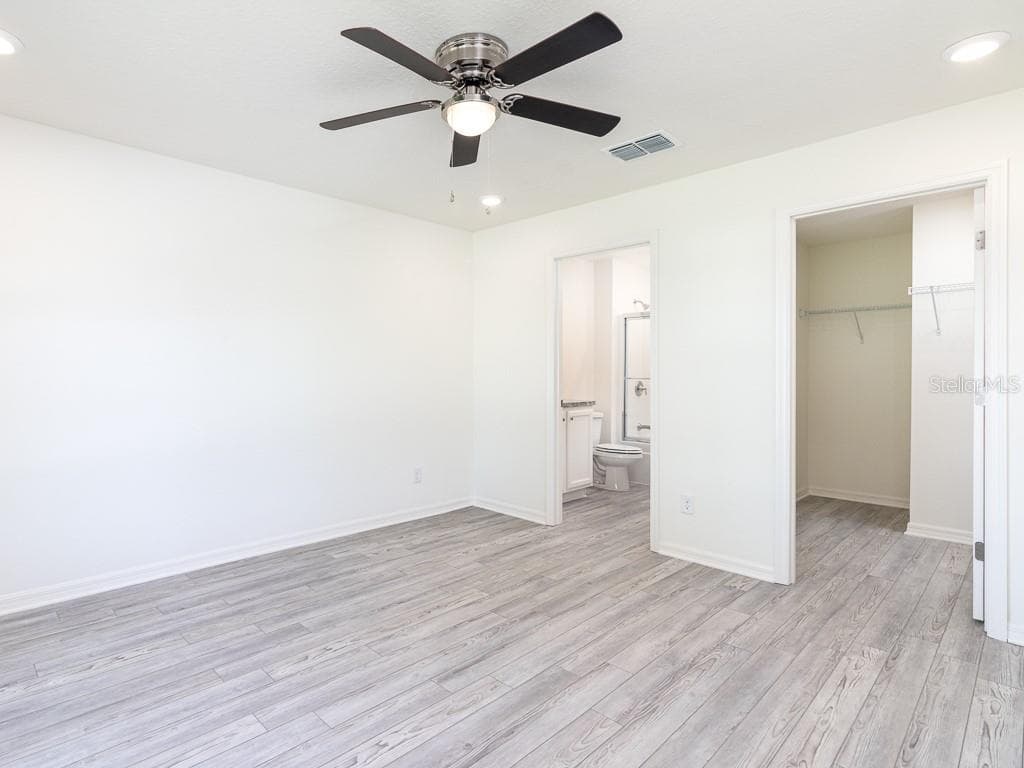 1359 HAGERICK LANE photo 8