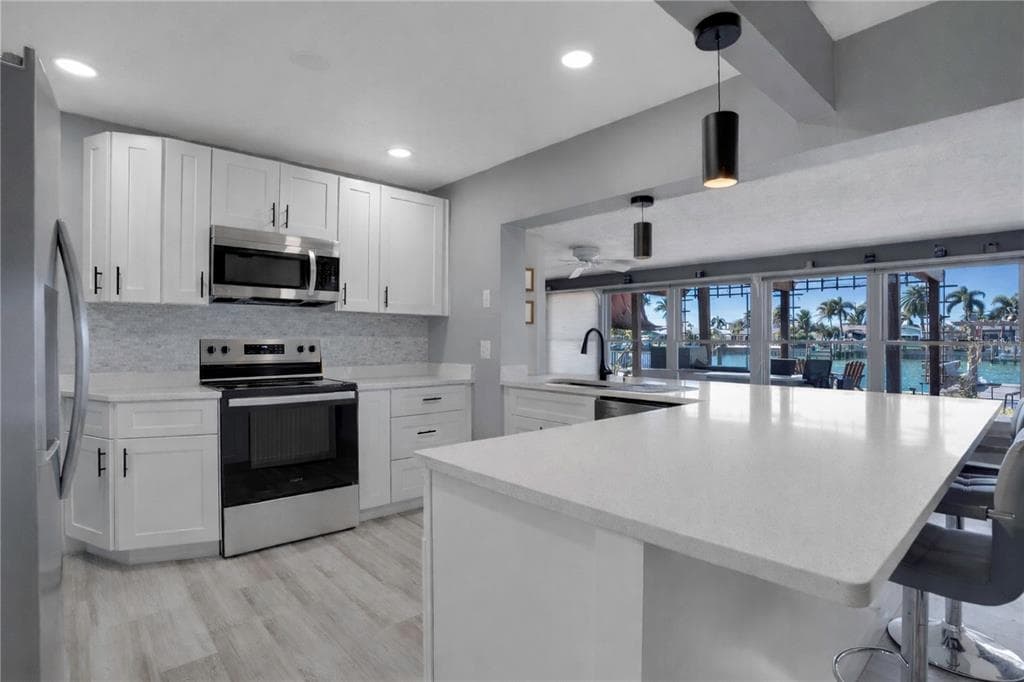 11800 6TH STREET E photo 5