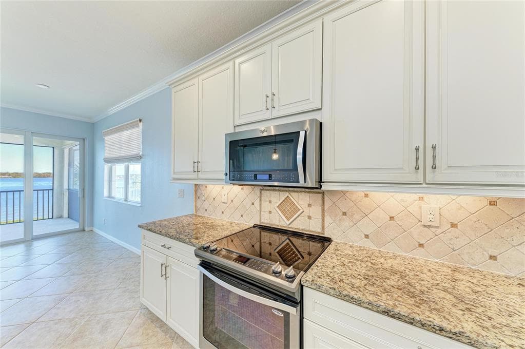 1246 RIVERSCAPE STREET photo 17