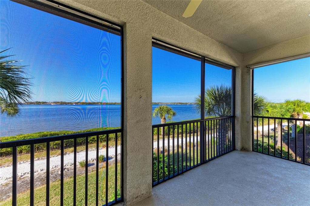 1246 RIVERSCAPE STREET 5