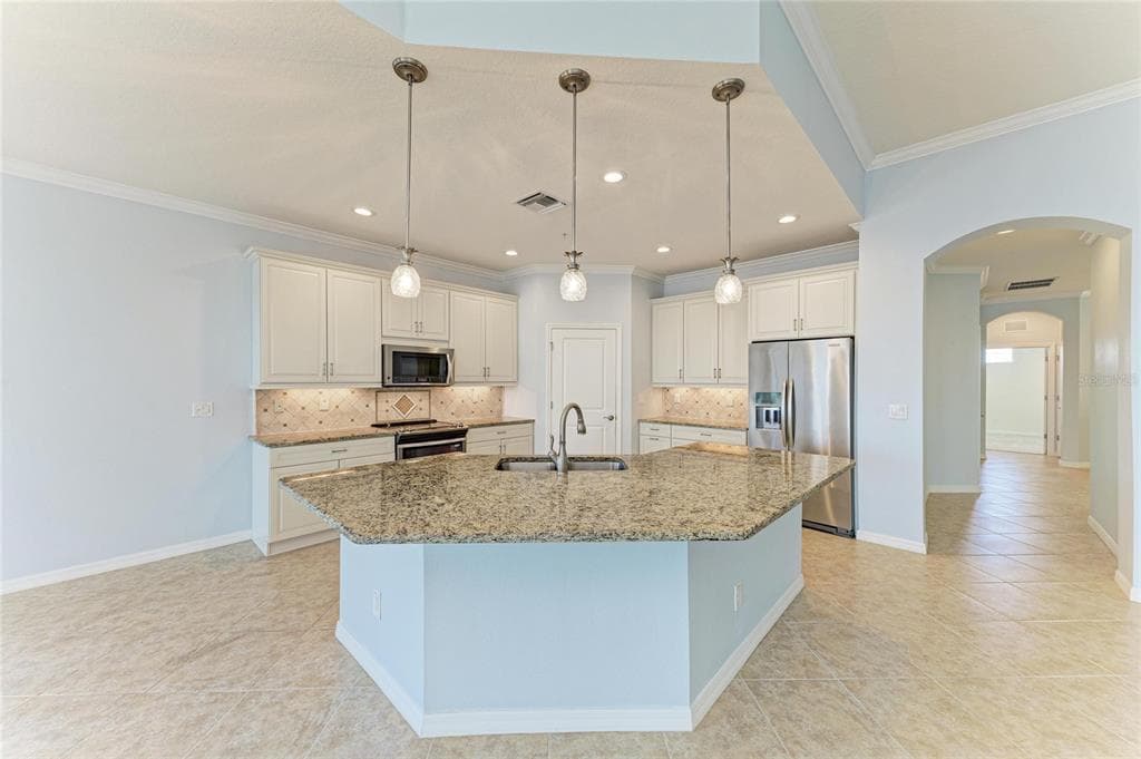 1246 RIVERSCAPE STREET photo 14