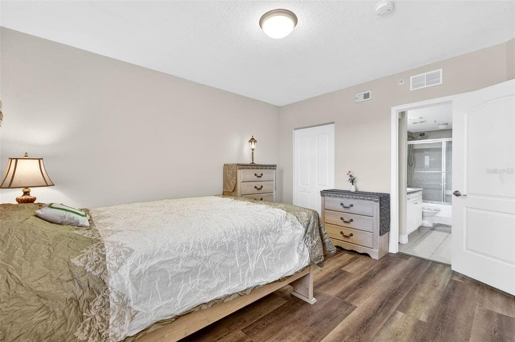 4516 SEAGULL DRIVE 714 photo 21