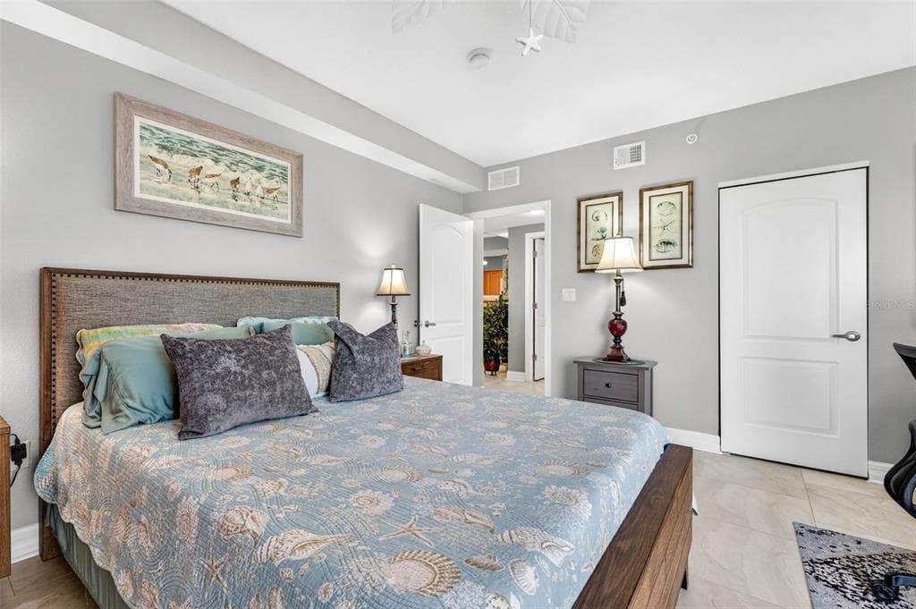 4516 SEAGULL DRIVE 719 photo 22