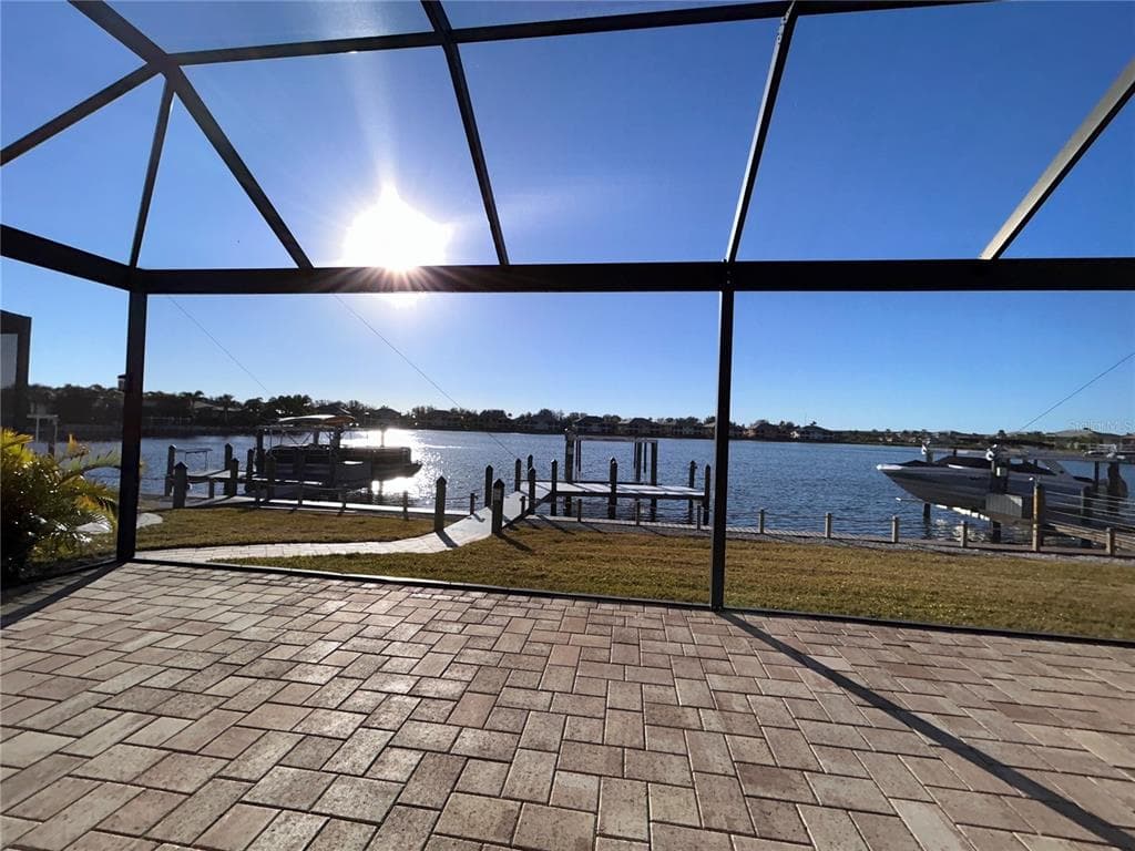 1022 OVERLOOK COURT 2