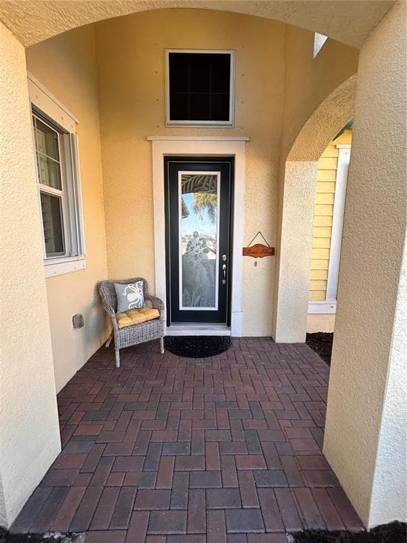 1022 OVERLOOK COURT 4