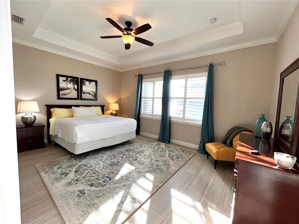1022 OVERLOOK COURT photo 21