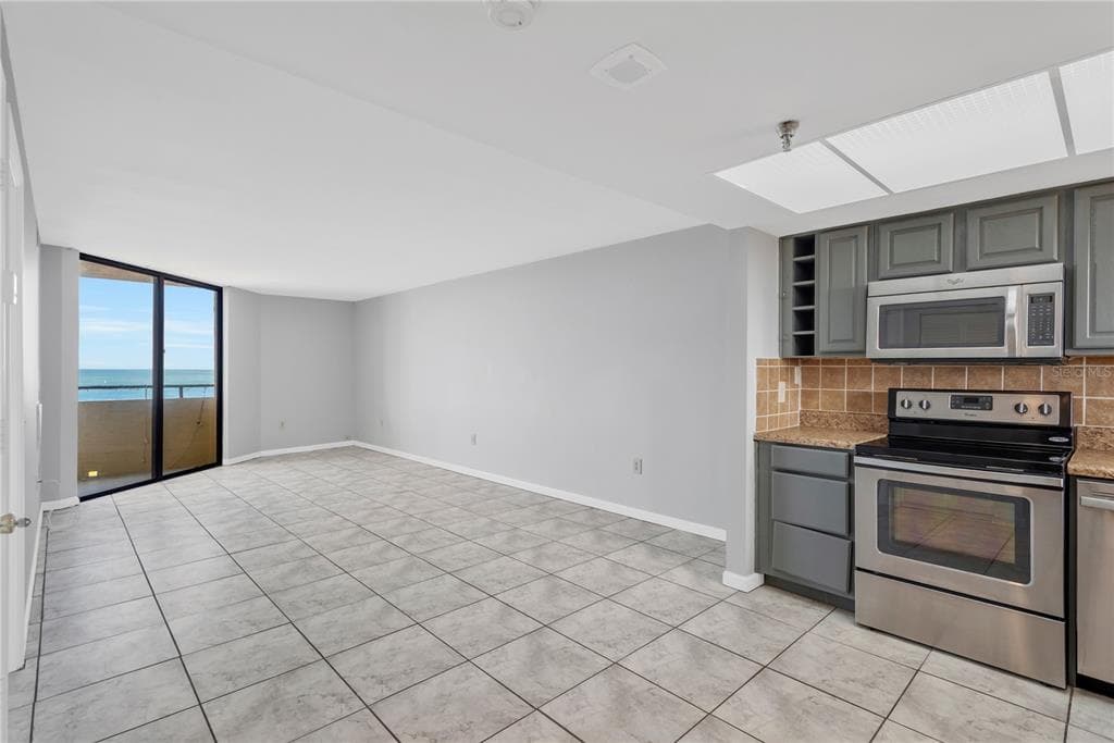 6009 SEA RANCH DRIVE 705 photo 4