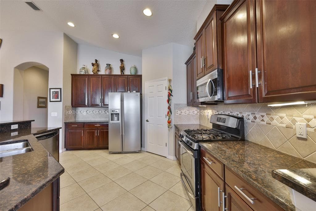 2207 S PEBBLE BEACH BOULEVARD photo 17