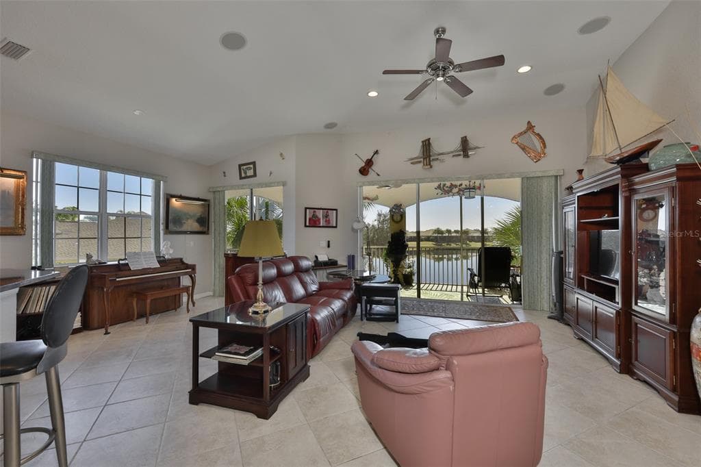 2207 S PEBBLE BEACH BOULEVARD photo 12