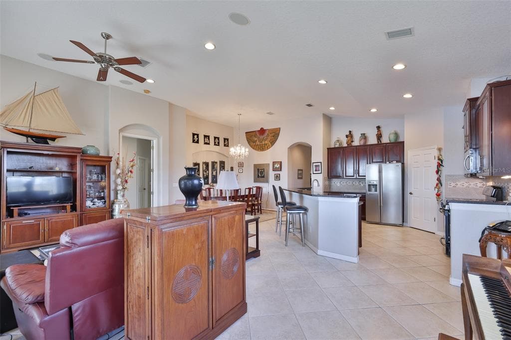 2207 S PEBBLE BEACH BOULEVARD photo 21