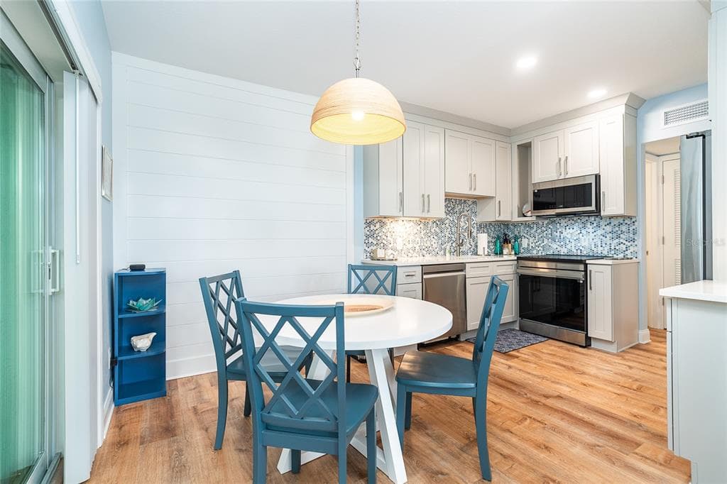 6005 N BEACH ROAD 16 photo 9