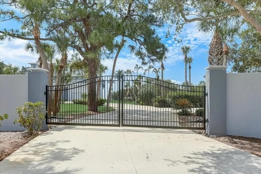2424 BAY DRIVE 2424/2426 photo 7