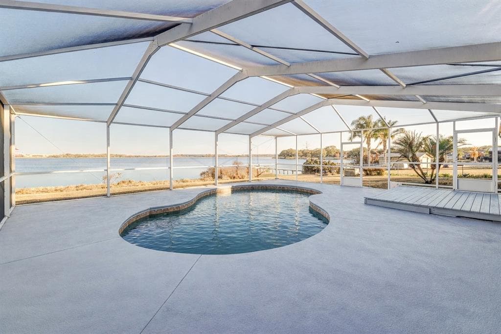 411 EDGEWATER DRIVE 4