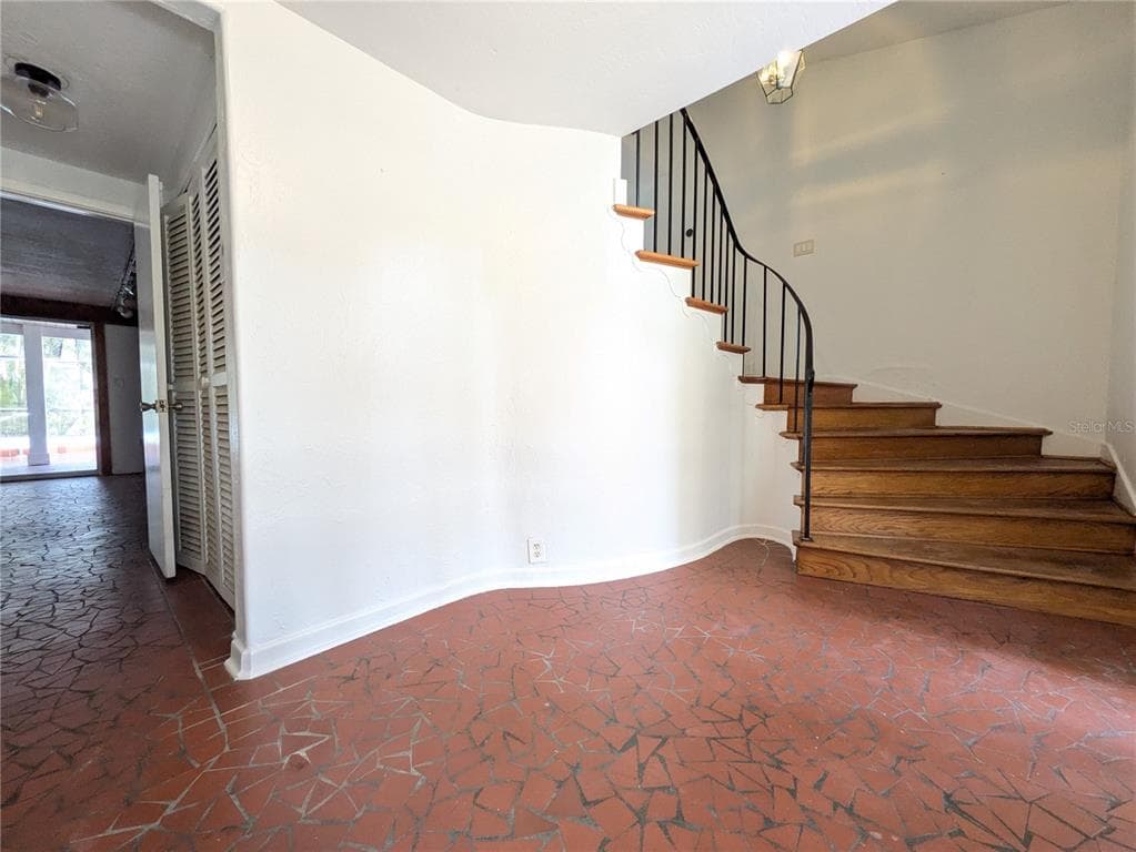 4554 COOPER ROAD photo 19