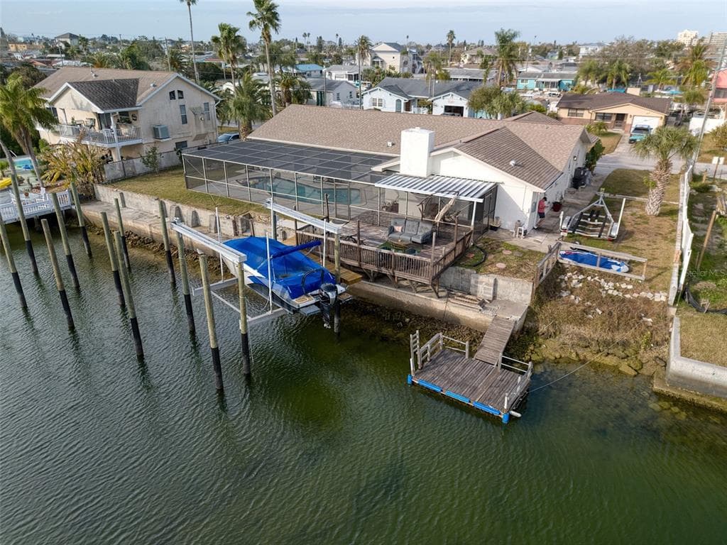 13804 PLUMOSA AVENUE photo 5