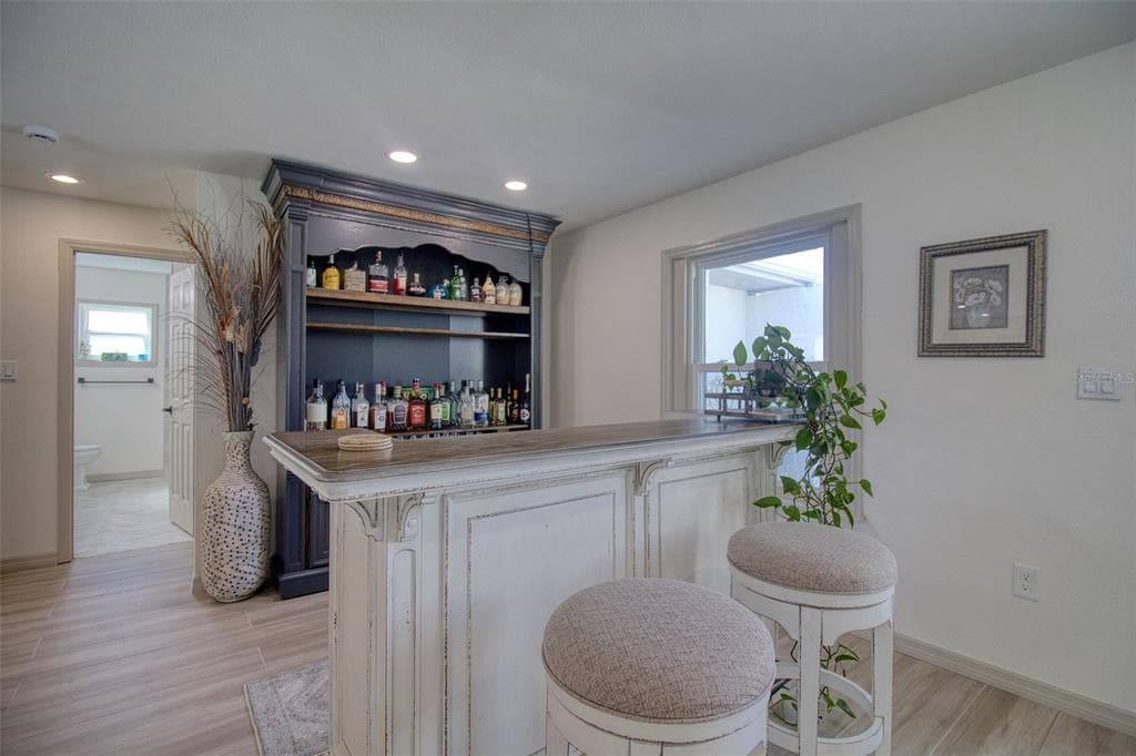 13804 PLUMOSA AVENUE photo 10